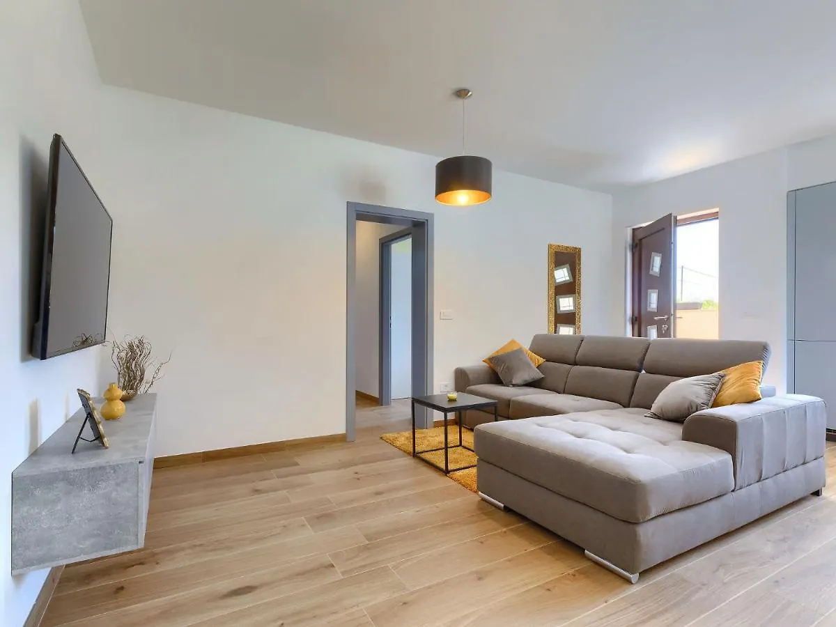 Apartment Eroa By Interhome Žminj 0*,